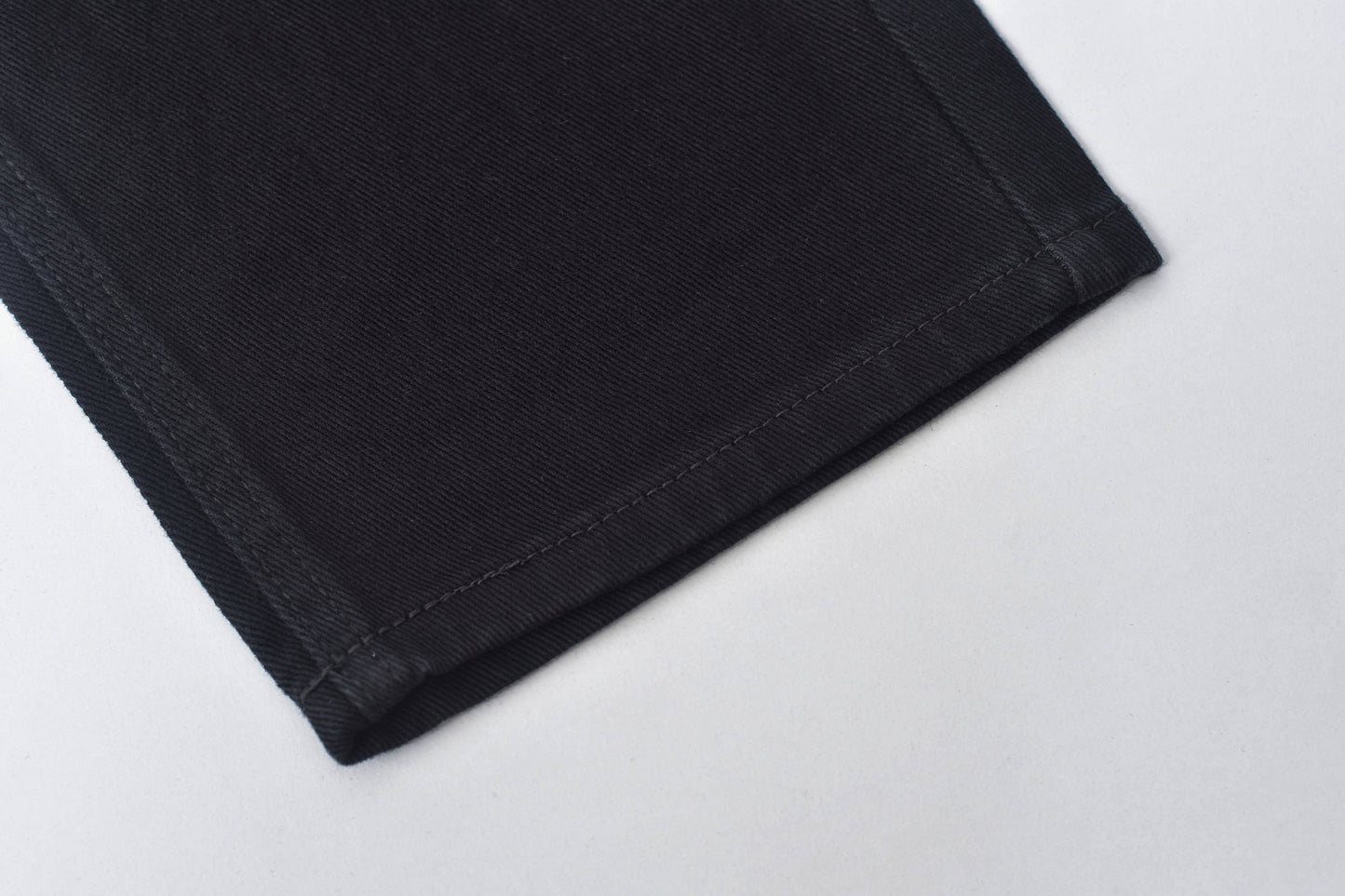 無地ストレートパンツ