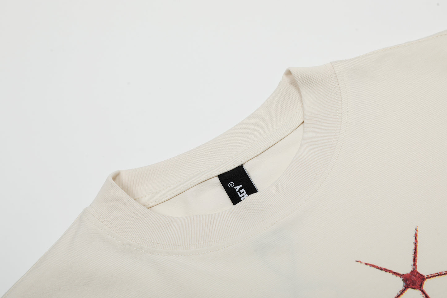 ショート丈・キャラクタープリント半袖Tシャツ