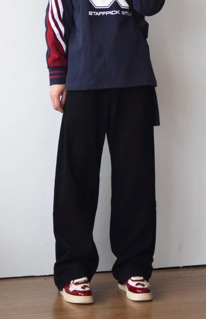 無地ストレートパンツ