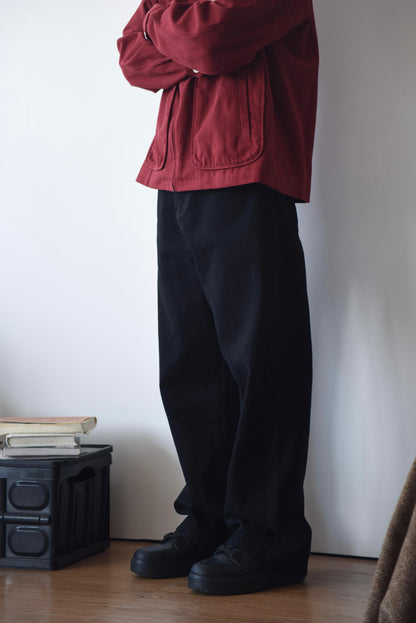 無地ストレートパンツ