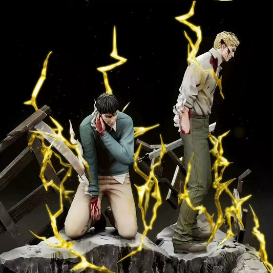 LT Reiner Braun and Bertholdt Hoover 1/6 GK statue main display