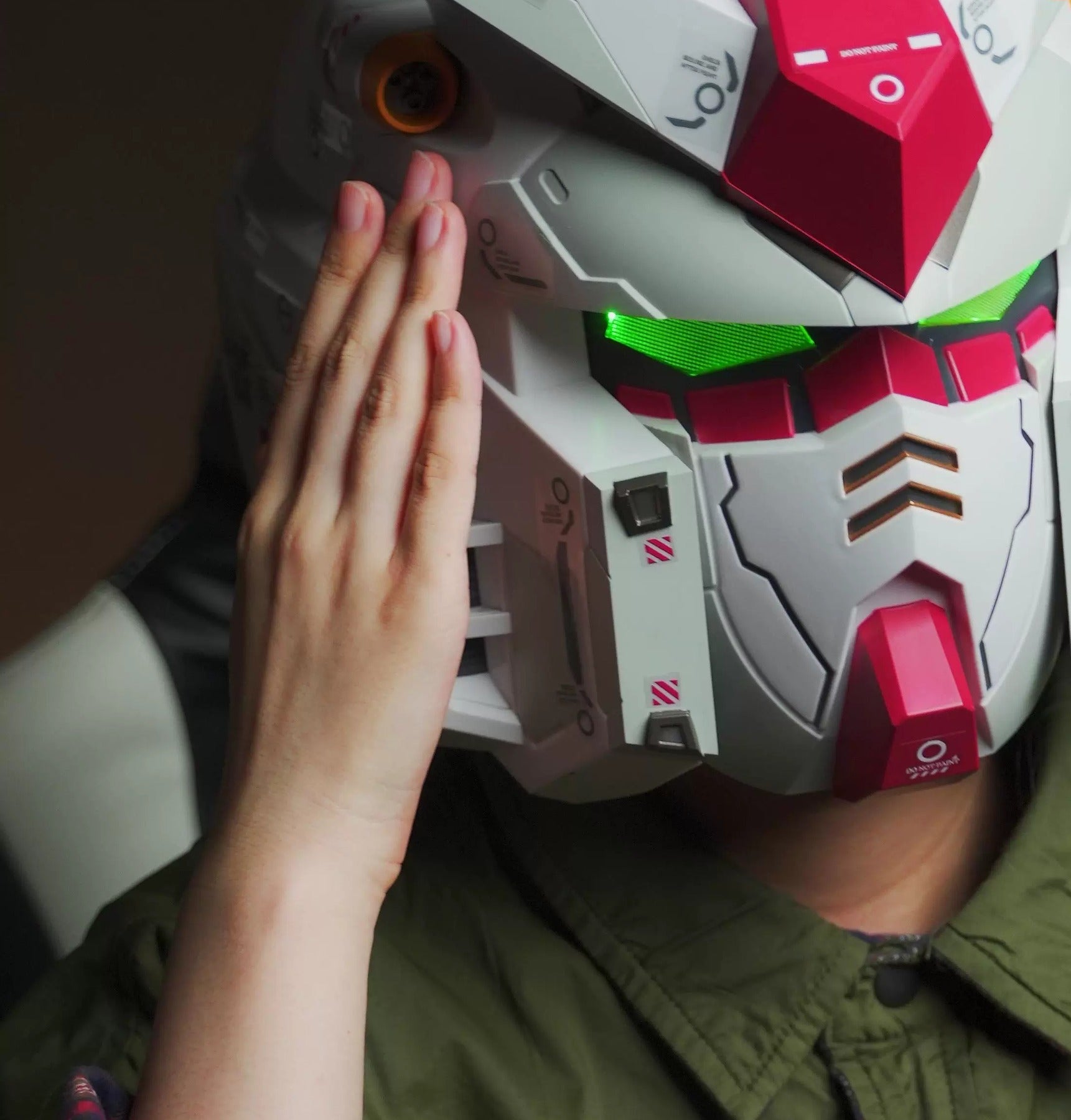 Wearable RX-78 style light-up mecha helmet cosplay view