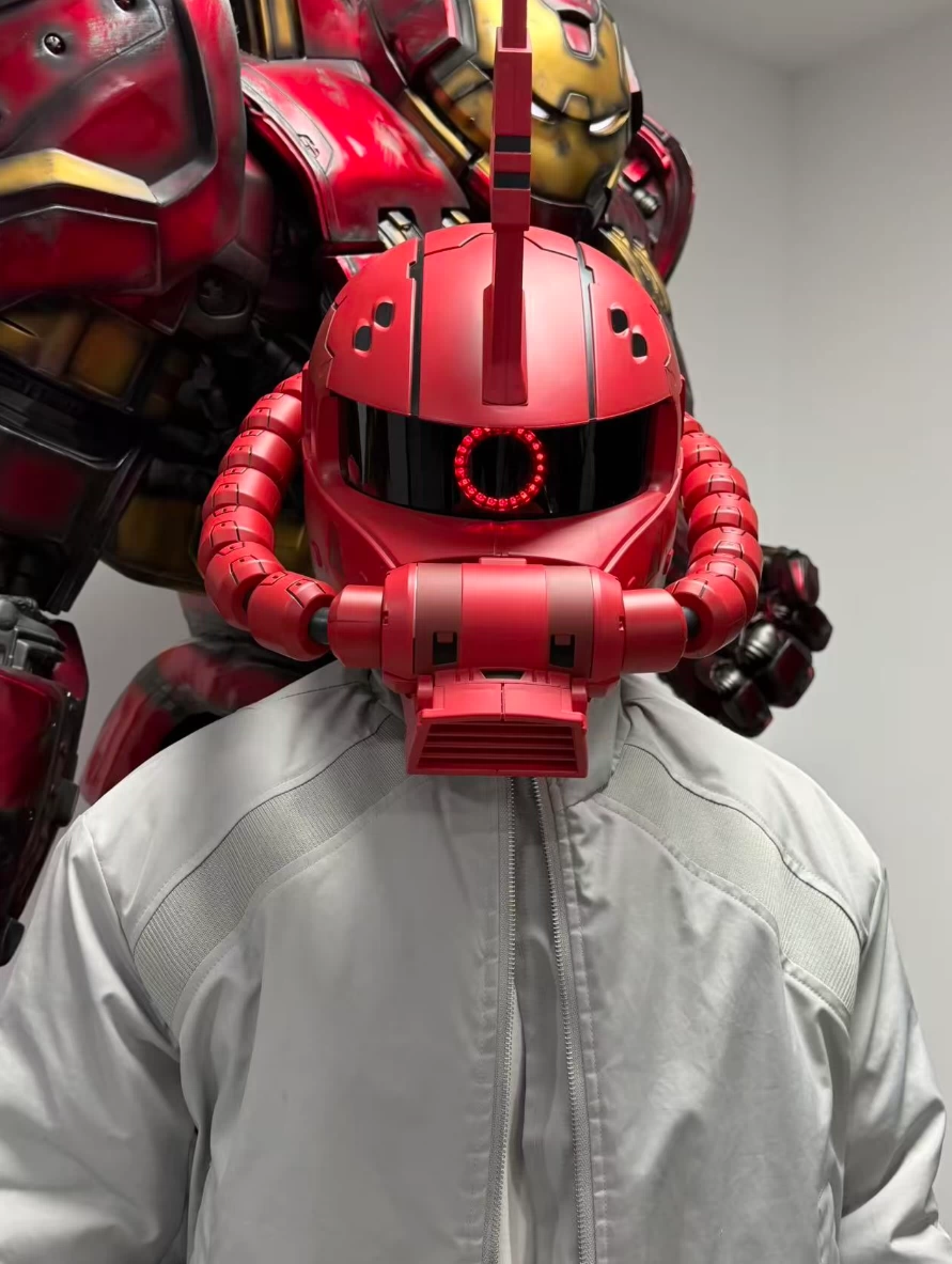 Wearable red mono-eye mecha helmet cosplay prop